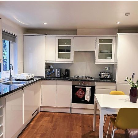 Lovely 2 Bedroom Garden Flat In London Exterior photo