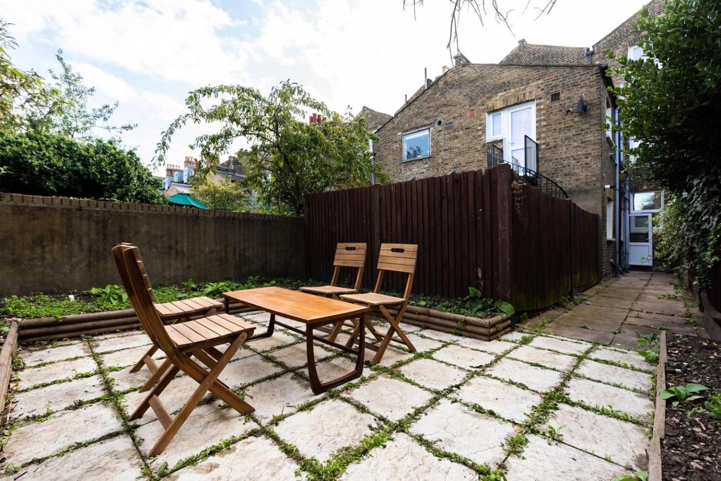 Lovely 2 Bedroom Garden Flat In London Exterior photo